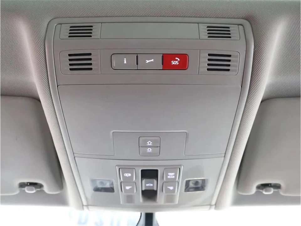 2018 Volkswagen Tiguan - Image 24 of 31