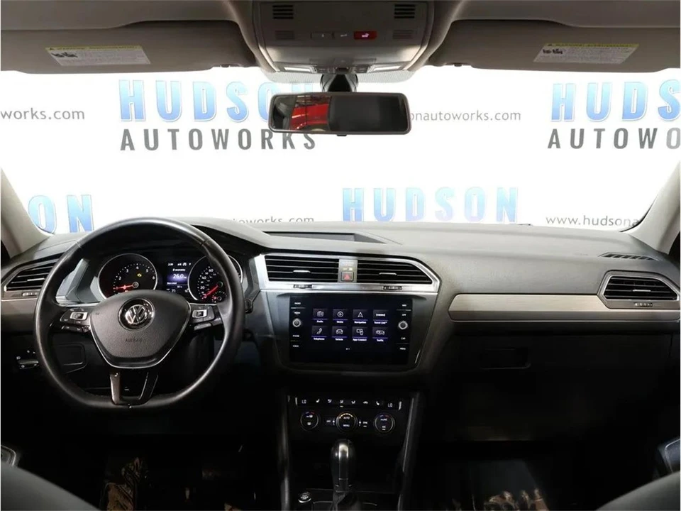 2018 Volkswagen Tiguan - Image 25 of 31