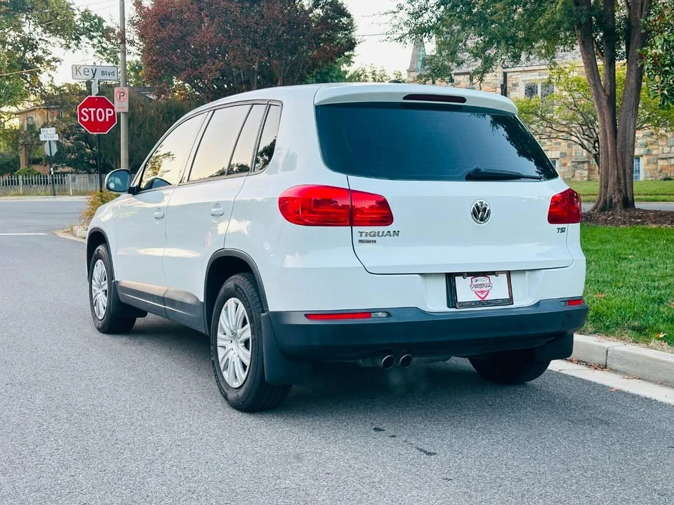 2018 Volkswagen Tiguan - Image 9 of 20