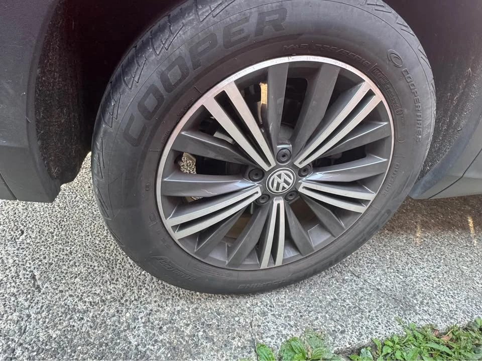 2018 Volkswagen Tiguan - Image 6 of 9