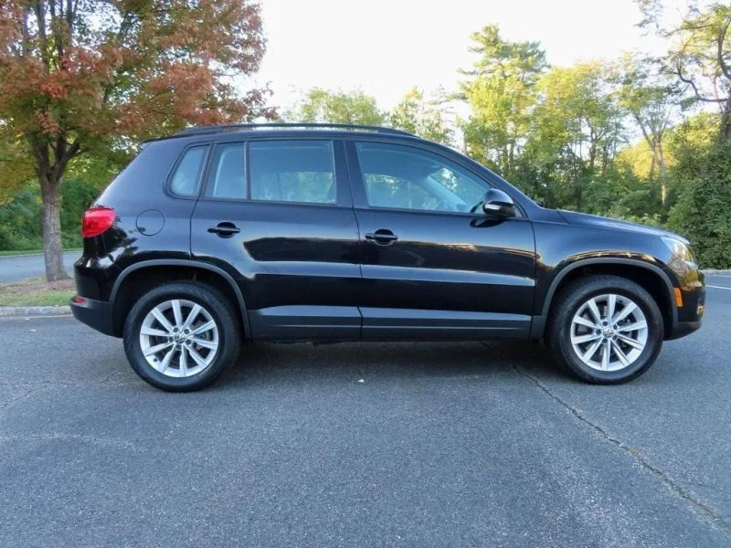 2018 Volkswagen Tiguan - Image 12 of 12