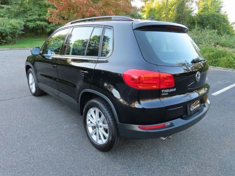 2018 Volkswagen Tiguan - Image 8 of 12