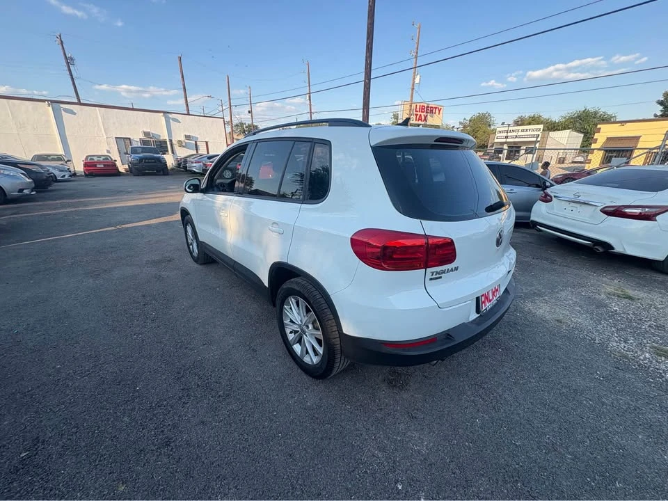 2018 Volkswagen Tiguan - Image 3 of 15