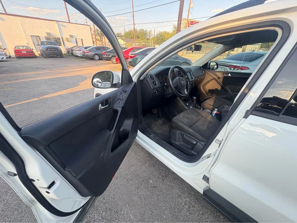 2018 Volkswagen Tiguan - Image 12 of 15