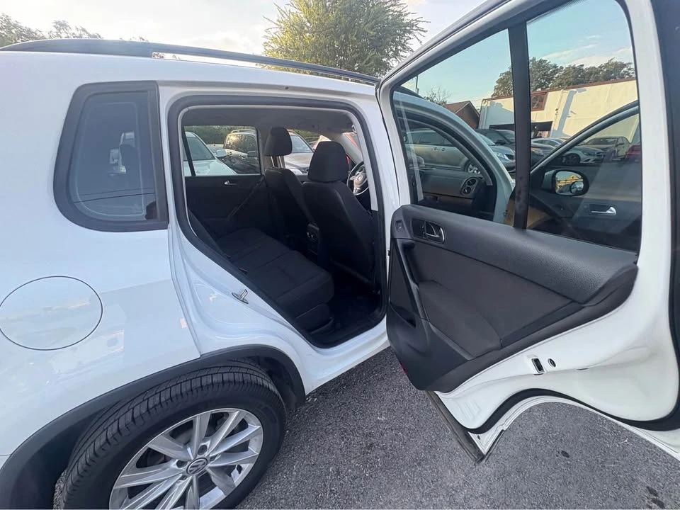 2018 Volkswagen Tiguan - Image 9 of 15