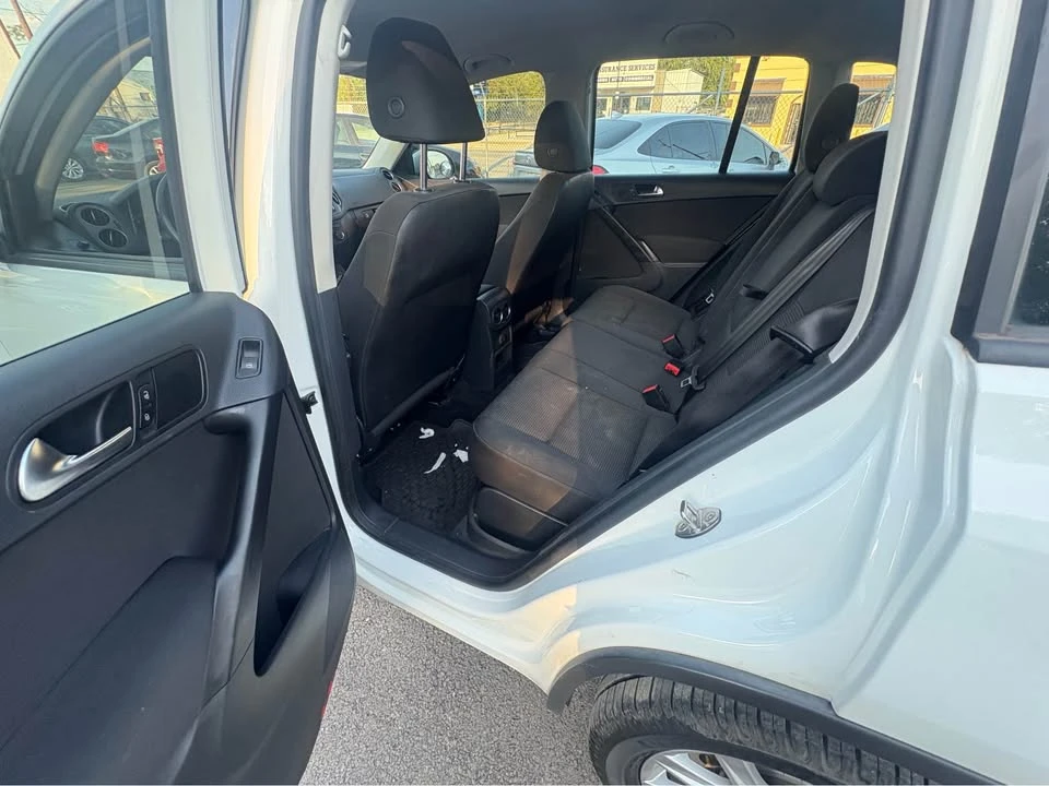 2018 Volkswagen Tiguan - Image 11 of 15