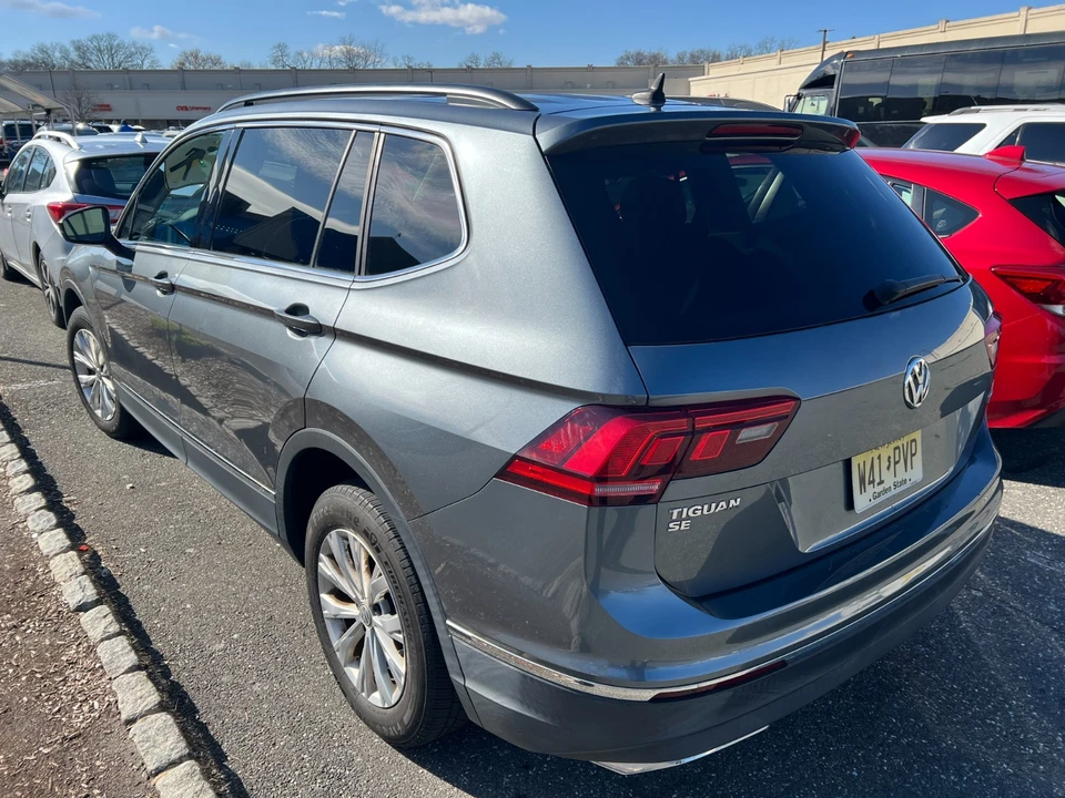 2018 Volkswagen Tiguan - Image 9 of 17