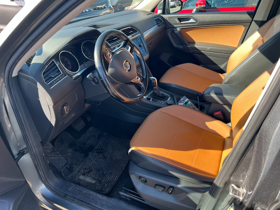 2018 Volkswagen Tiguan - Image 6 of 17