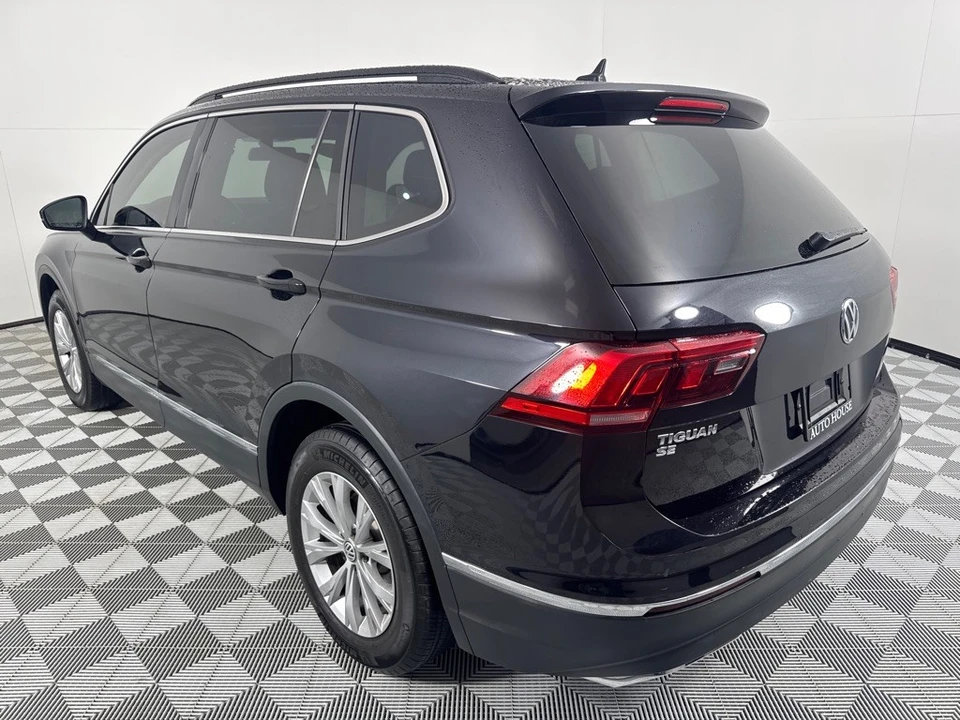 2018 Volkswagen Tiguan - Image 8 of 12