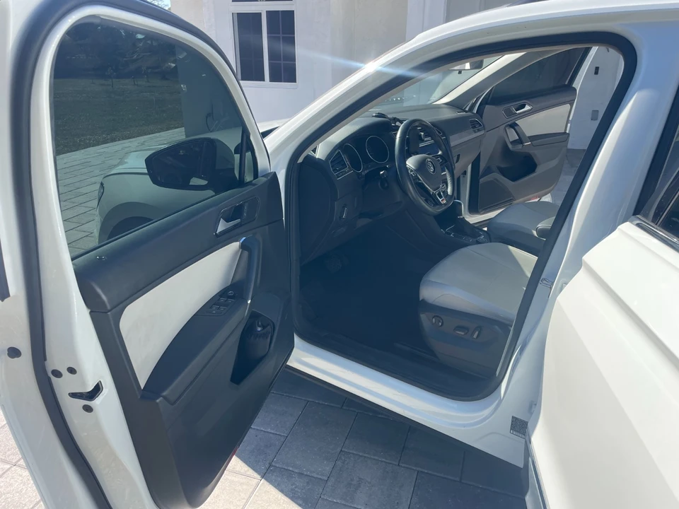 2018 Volkswagen Tiguan - Image 12 of 21