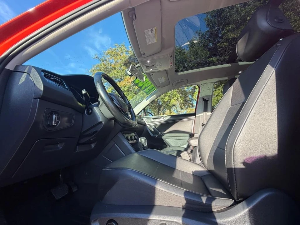 2018 Volkswagen Tiguan - Image 9 of 21