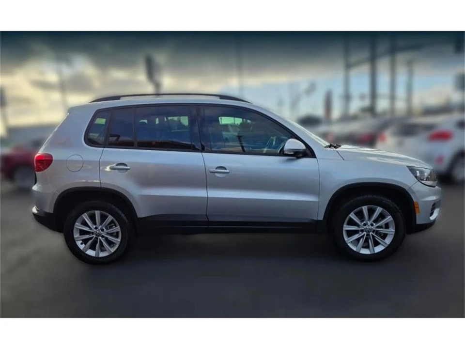 2018 Volkswagen Tiguan - Image 6 of 19