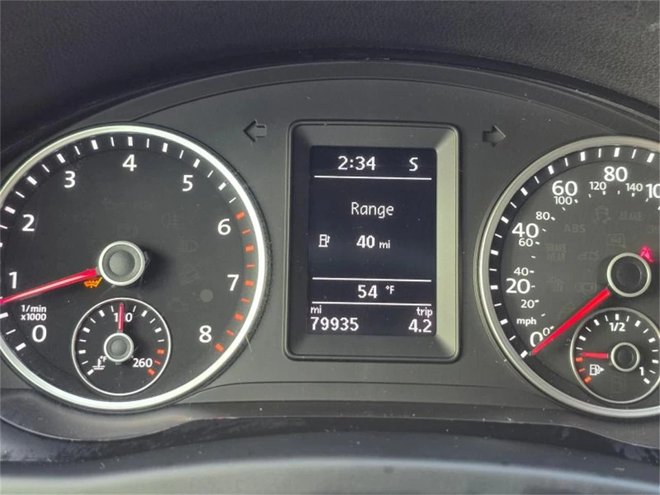 2018 Volkswagen Tiguan - Image 14 of 19