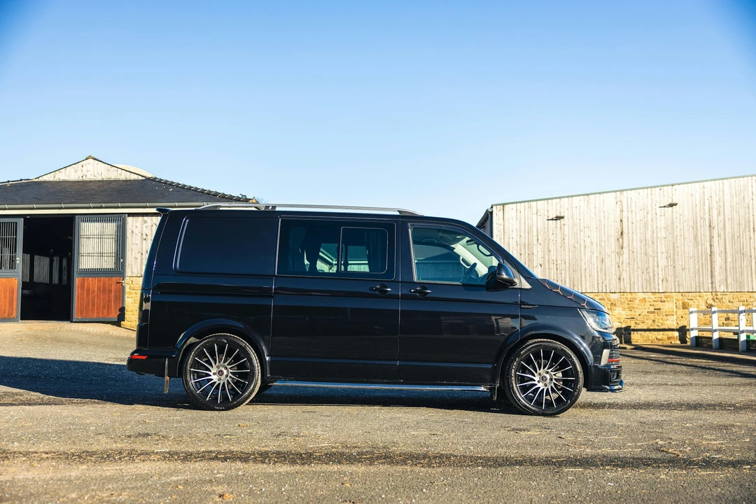 2018 Volkswagen EuroVan - Image 8 of 21