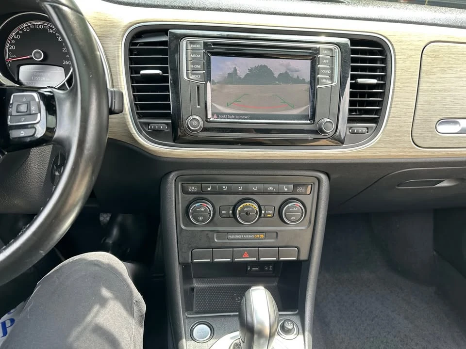 2018 Volkswagen A5 Beetle - Image 12 of 15