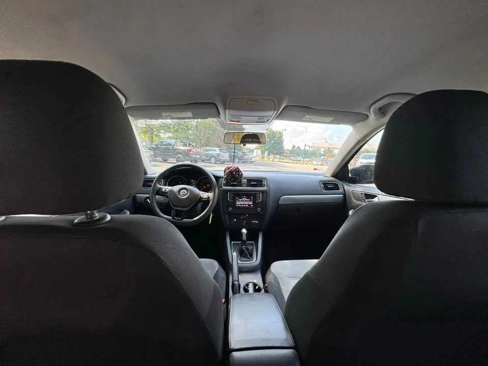 2018 Volkswagen A6 Jetta - Image 4 of 6