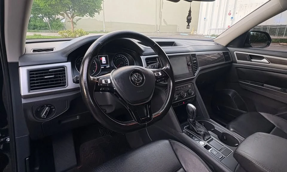 2018 Volkswagen Atlas - Image 9 of 16