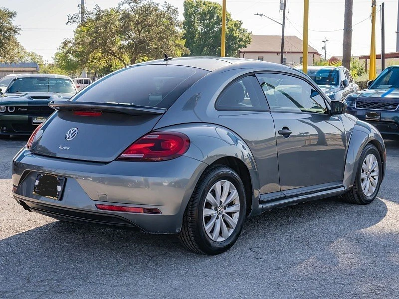 2018 Volkswagen A5 Beetle - Image 4 of 10