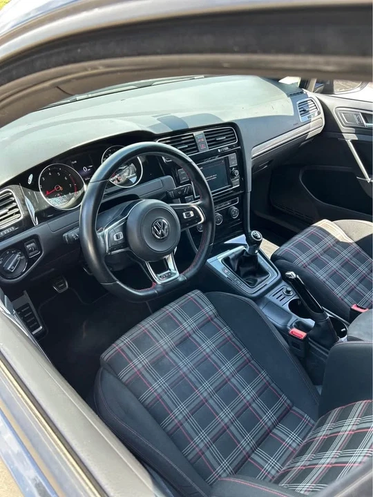 2018 Volkswagen GTI Mk7 - Image 9 of 19