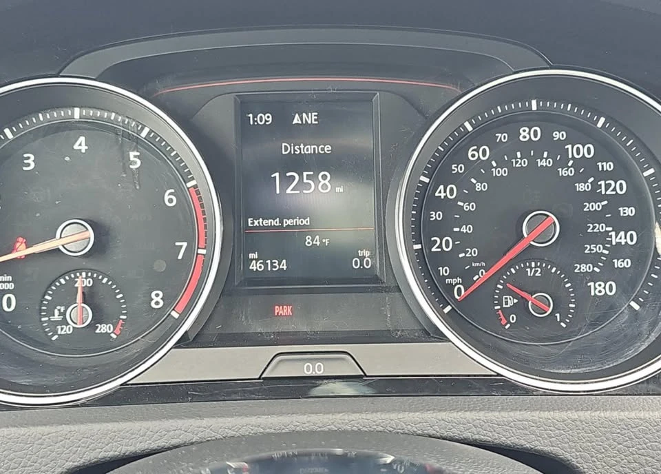 2018 Volkswagen GTI Mk7 - Image 9 of 11