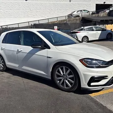 2018 Volkswagen Golf R 4MOTION