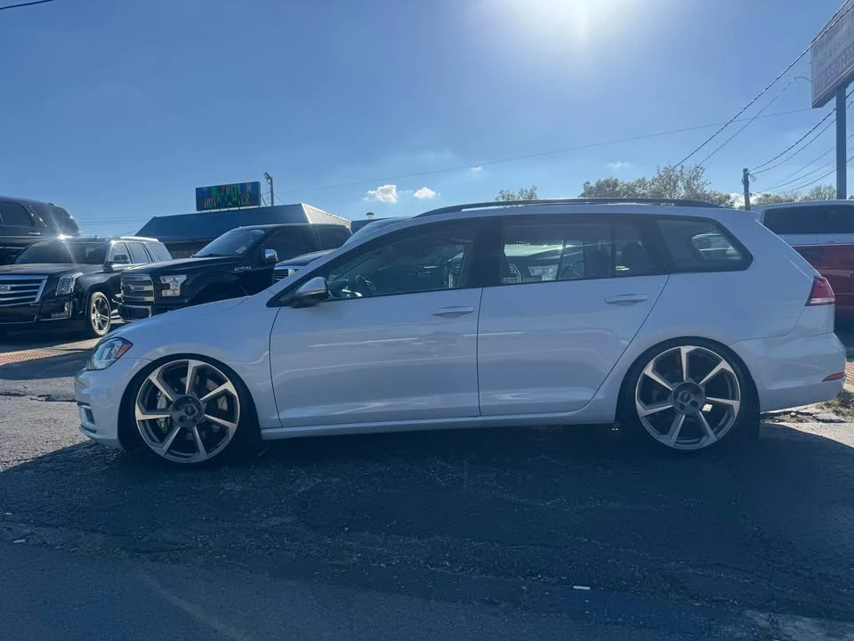 2018 Volkswagen Golf Mk7 - Image 2 of 15