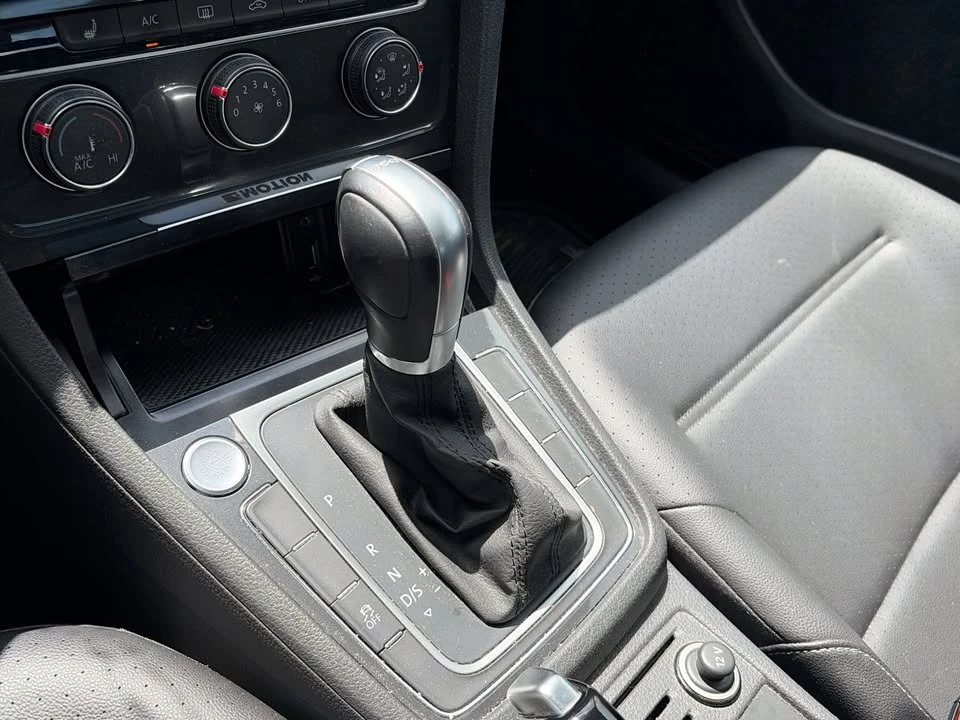 2018 Volkswagen Golf Mk7 - Image 11 of 16