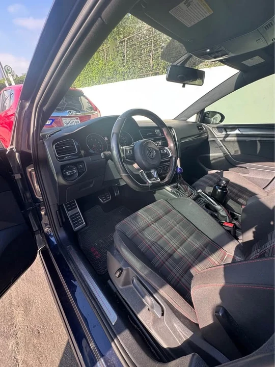 2018 Volkswagen GTI Mk7 - Image 5 of 5