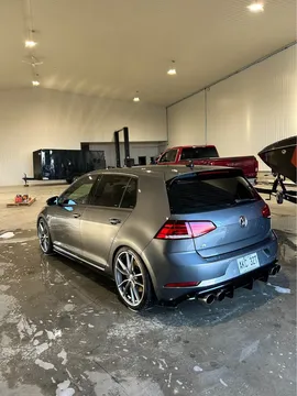 2018 Volkswagen Golf R