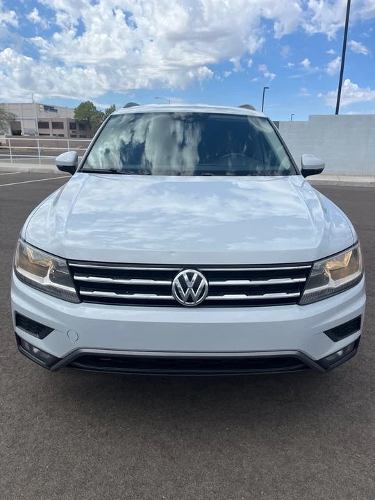 2018 Volkswagen Tiguan - Image 2 of 17