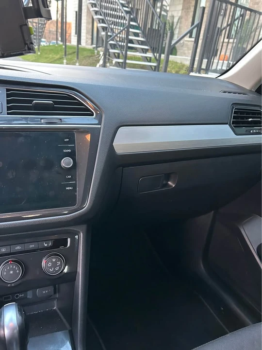 2018 Volkswagen Tiguan - Image 13 of 13