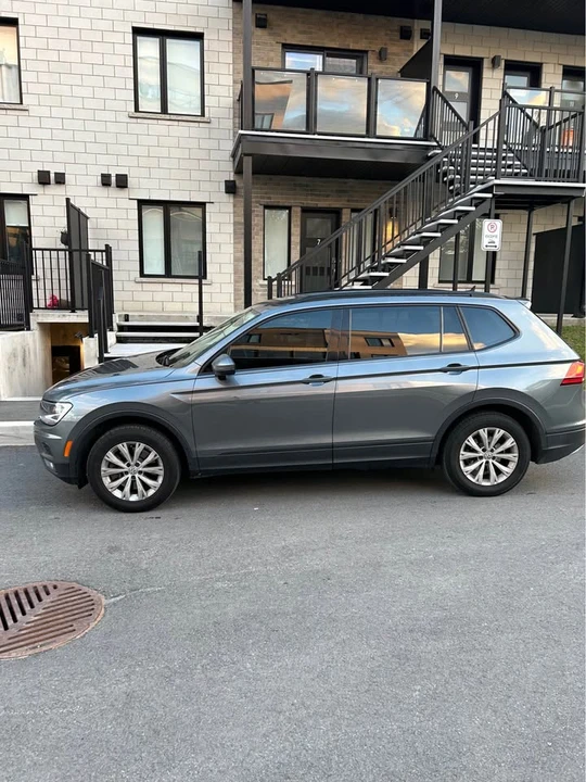 2018 Volkswagen Tiguan - Image 2 of 13