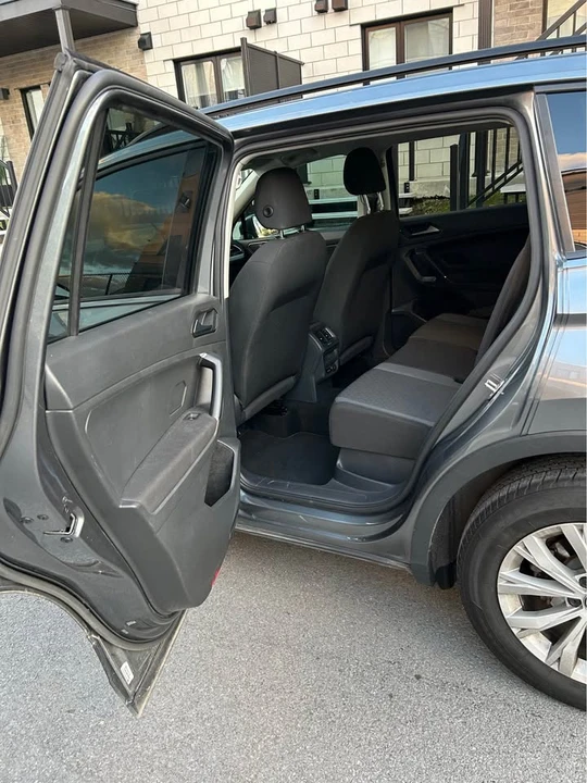 2018 Volkswagen Tiguan - Image 6 of 13