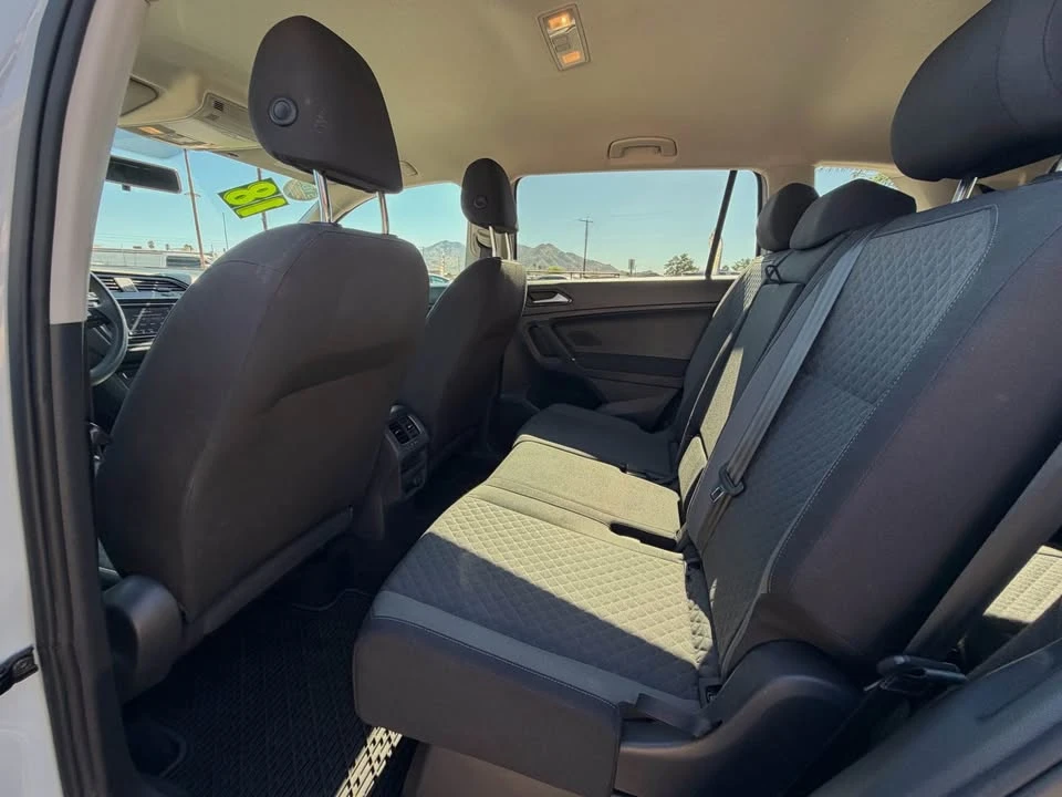 2018 Volkswagen Tiguan - Image 8 of 15