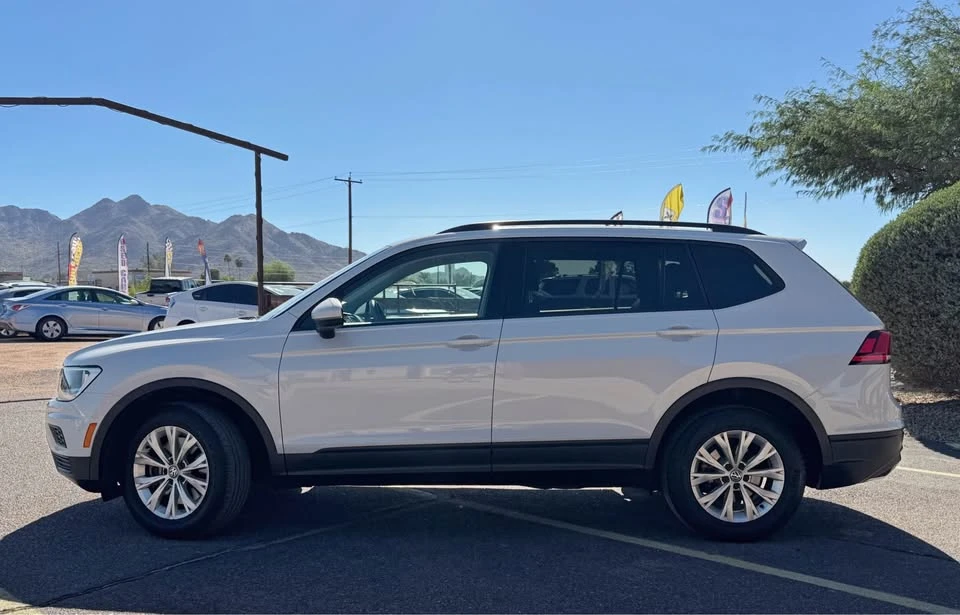 2018 Volkswagen Tiguan - Image 2 of 15