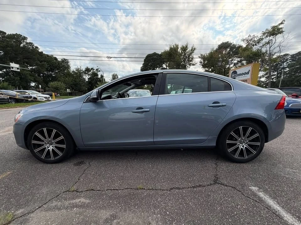 2018 Volvo S60 2nd Gen - Image 9 of 20