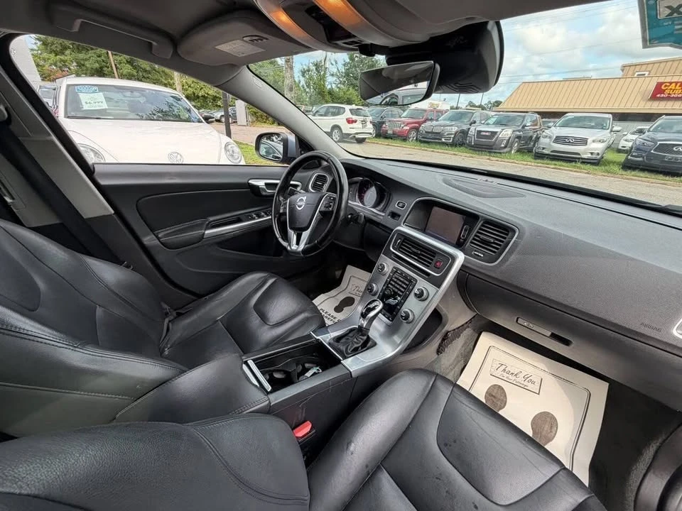 2018 Volvo S60 2nd Gen - Image 16 of 20
