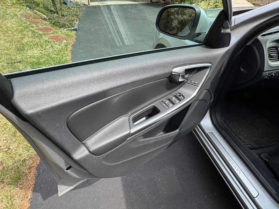 2018 Volvo S60 2nd Gen - Image 20 of 21