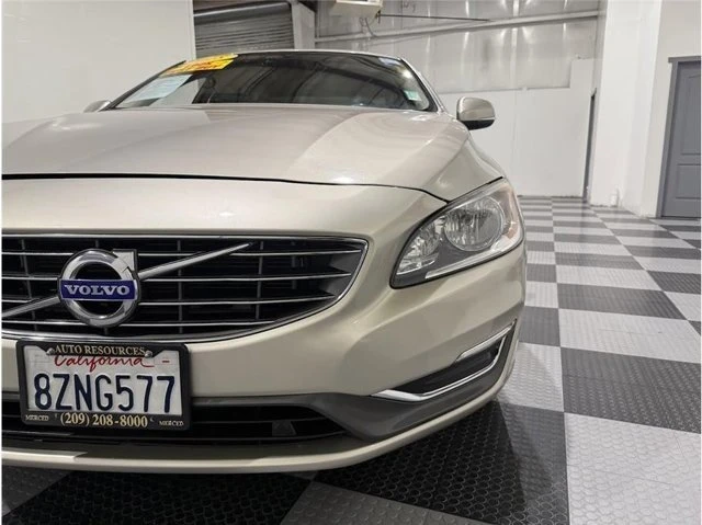 2018 Volvo S60 2nd Gen - Image 10 of 20