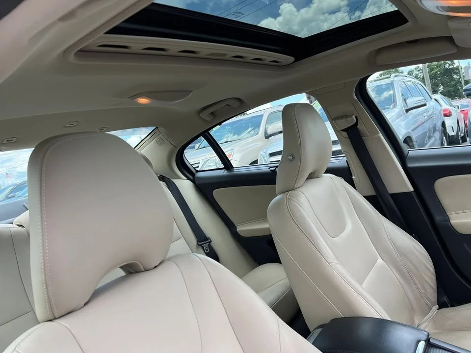 2018 Volvo S60 2nd Gen - Image 17 of 20