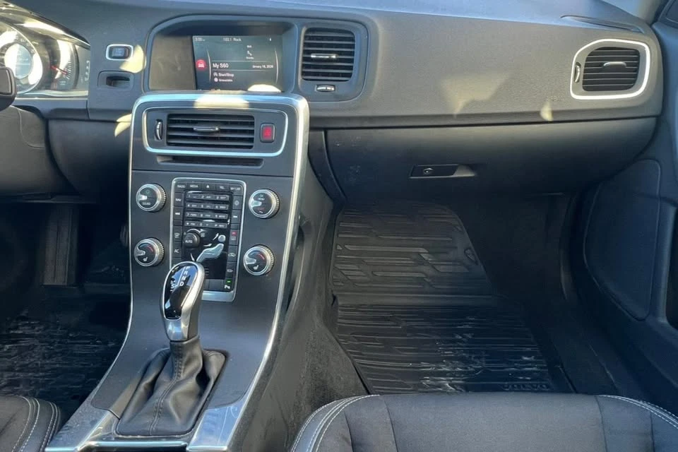 2018 Volvo S60 2nd Gen - Image 18 of 20