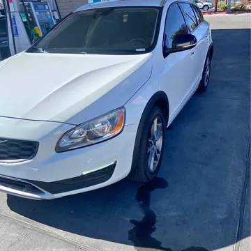 2018 Volvo S60 T5 Cross Country Sedan