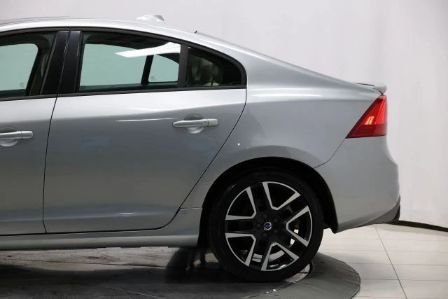 2018 Volvo S60 2nd Gen - Image 8 of 12