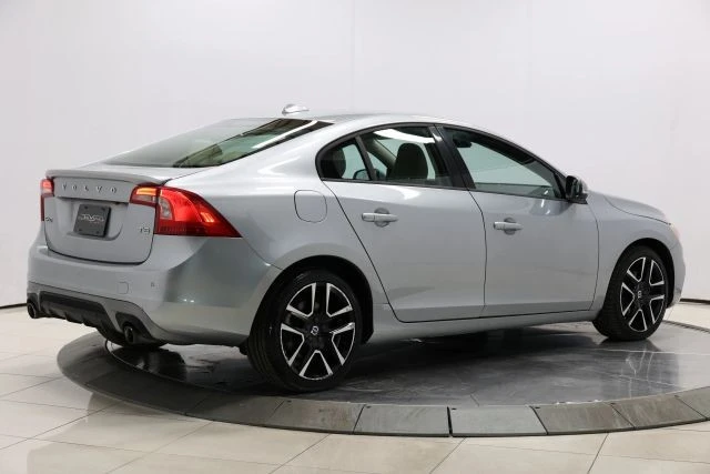 2018 Volvo S60 2nd Gen - Image 4 of 12