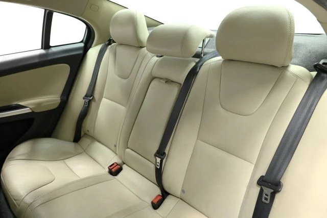 2018 Volvo S60 2nd Gen - Image 3 of 12