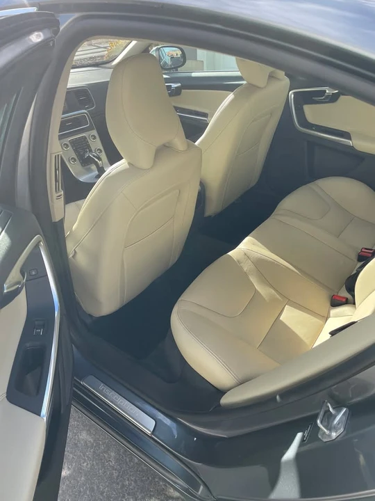 2018 Volvo S60 2nd Gen - Image 10 of 14