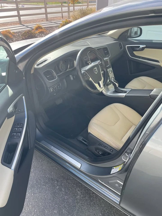 2018 Volvo S60 2nd Gen - Image 9 of 14