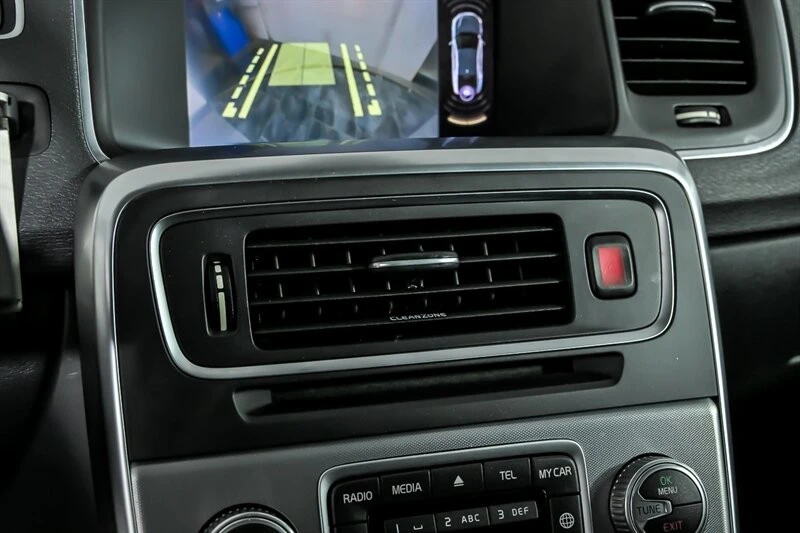 2018 Volvo S60 2nd Gen - Image 30 of 31