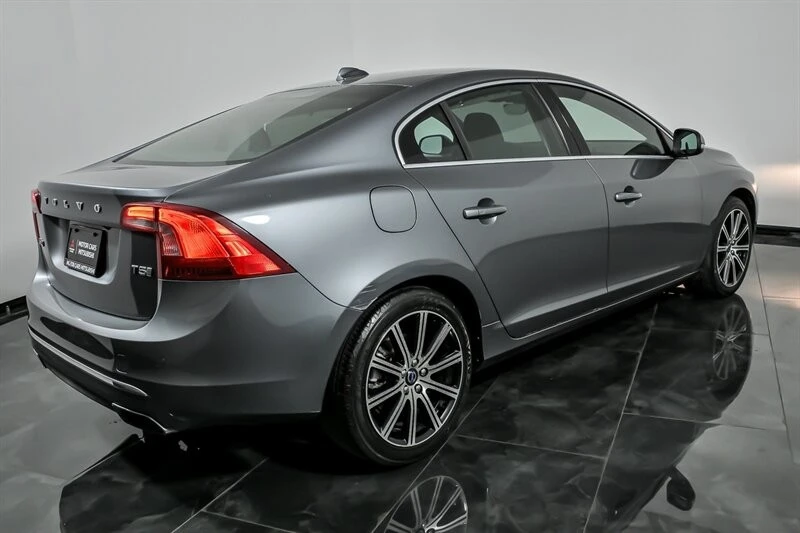 2018 Volvo S60 2nd Gen - Image 10 of 31