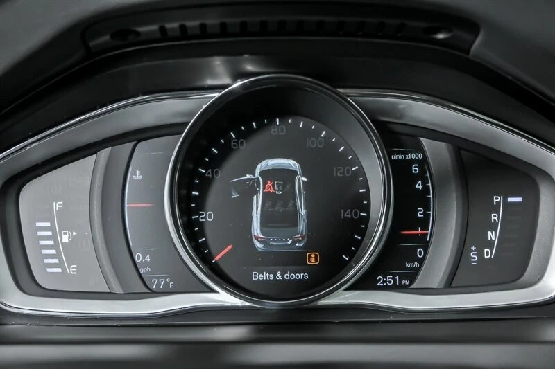 2018 Volvo S60 2nd Gen - Image 23 of 31